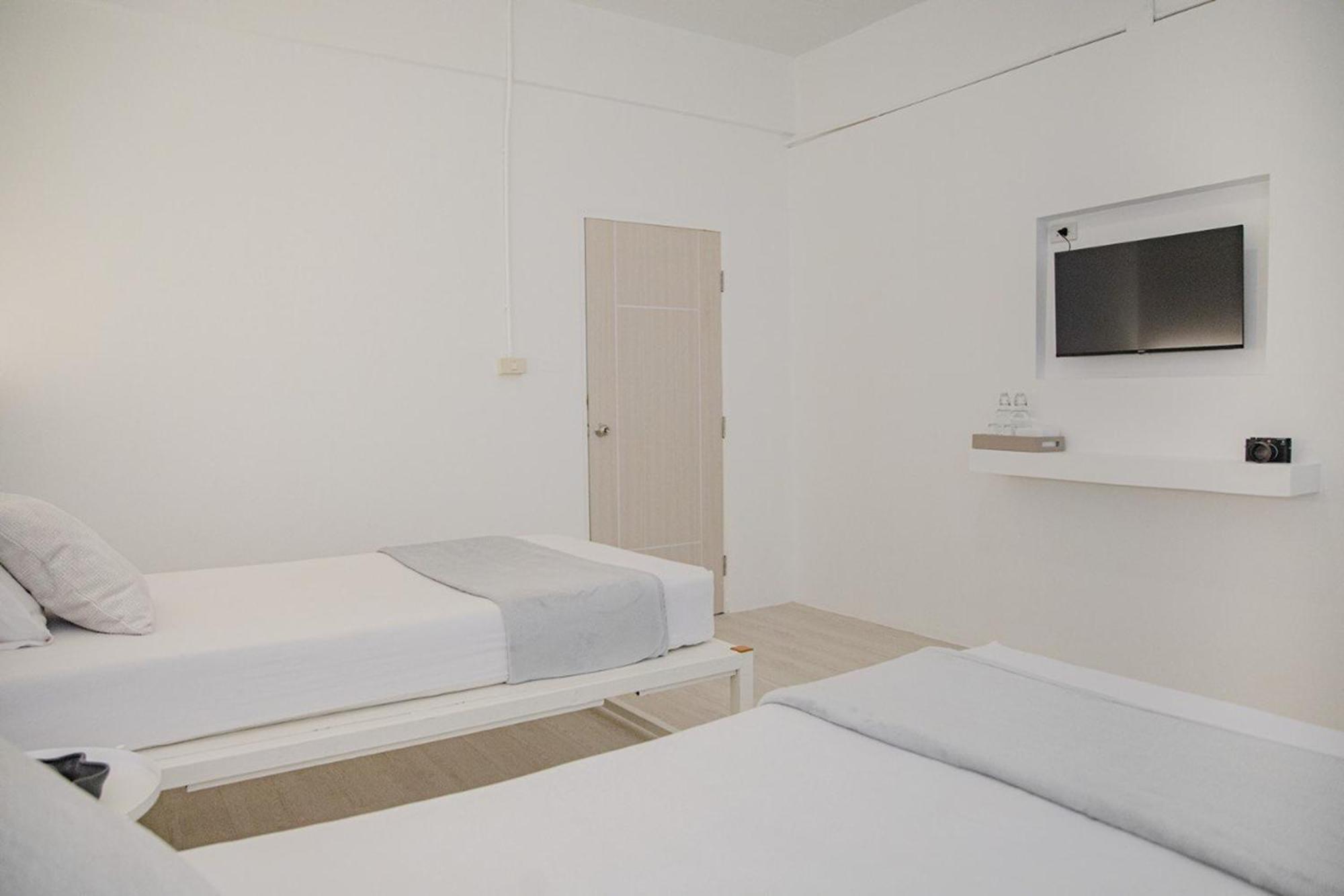 Hao Hotel Phuket Exterior photo
